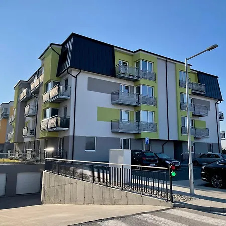 Utulny Apartman Xbionic Апартаменты Шаморин